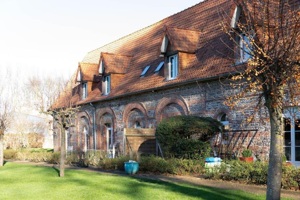 Le Clos Saint Vincent Manneville-ès-Plains 外观 照片