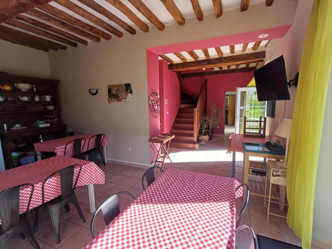 Le Clos Saint Vincent Manneville-ès-Plains 外观 照片